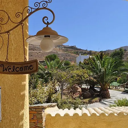 Aparthotel Cavo Perlevos 3*