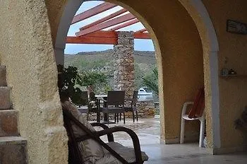 Aparthotel Cavo Perlevos 3*