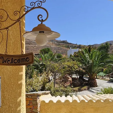 Apart-hotel Cavo Perlevos 3*