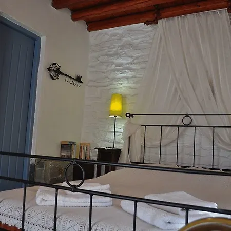 Cavo Perlevos 3* Otziás