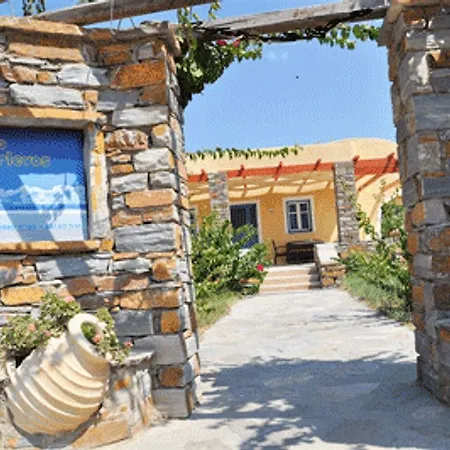 Apart-hotel Cavo Perlevos 3*