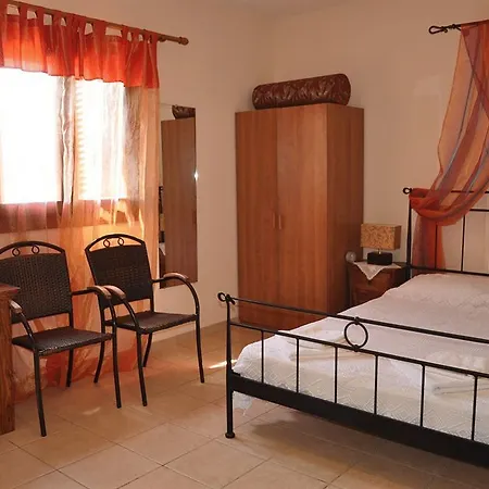 Apart-hotel Cavo Perlevos 3*