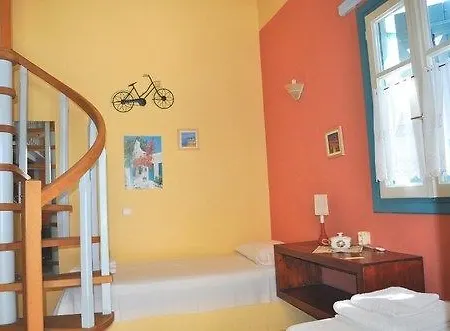 Cavo Perlevos Studios 3* Otzias