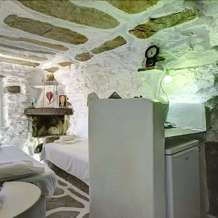 Apart-hotel Cavo Perlevos 3*